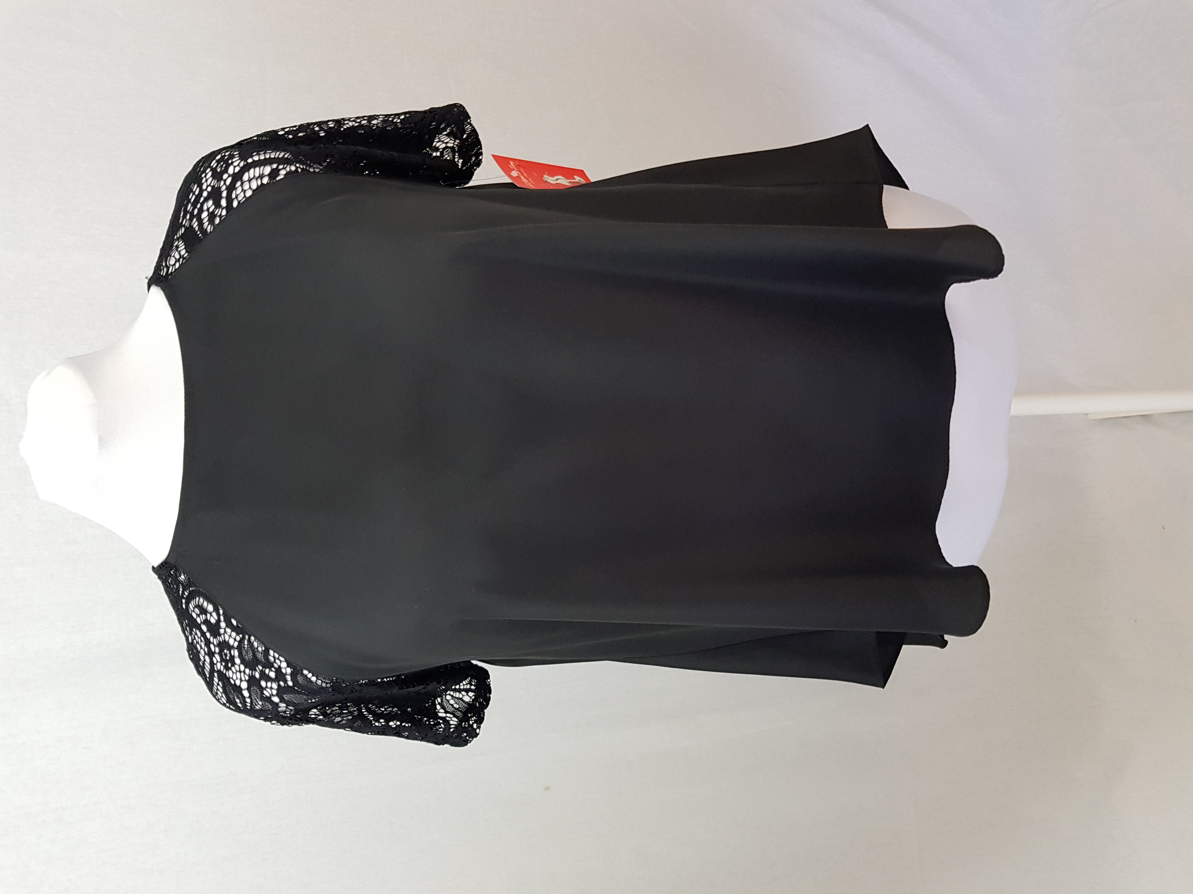 Lace Sleeve Hi Low Hem Top